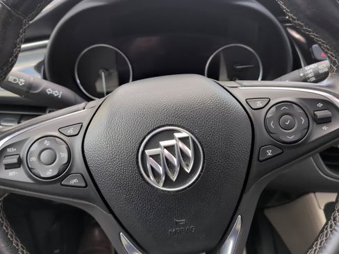 Used 2017 Buick Envision Premium image 28