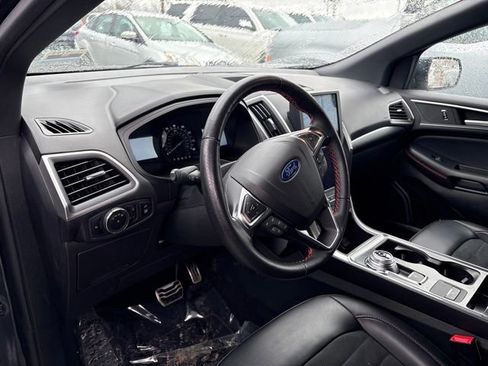 Used 2023 Ford Edge ST-Line image 9