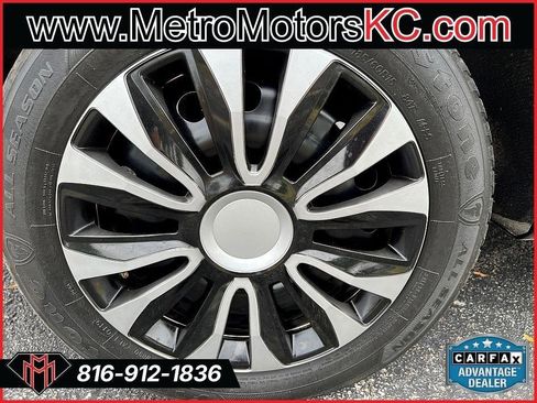 Used 2018 Ford Fiesta SE FWD image 16