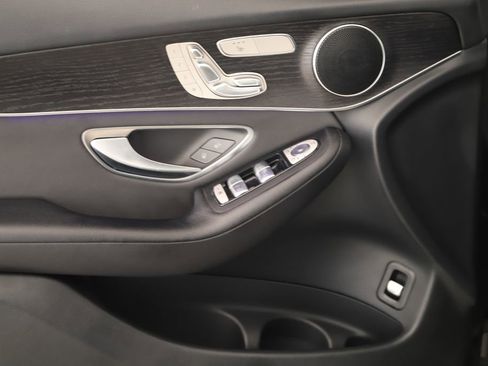 Used 2022 Mercedes-Benz GLC 300 GLC 300 image 23