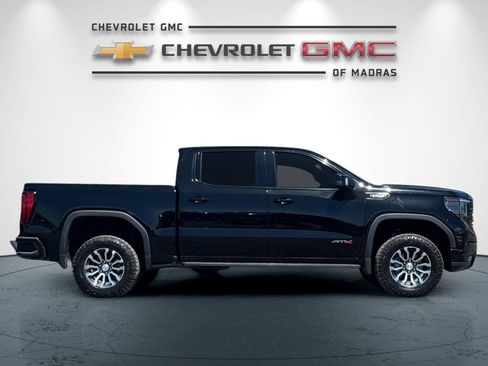 Used 2023 GMC Sierra 1500 AT4 w/ AT4 Premium Package AWD/4WD image 2