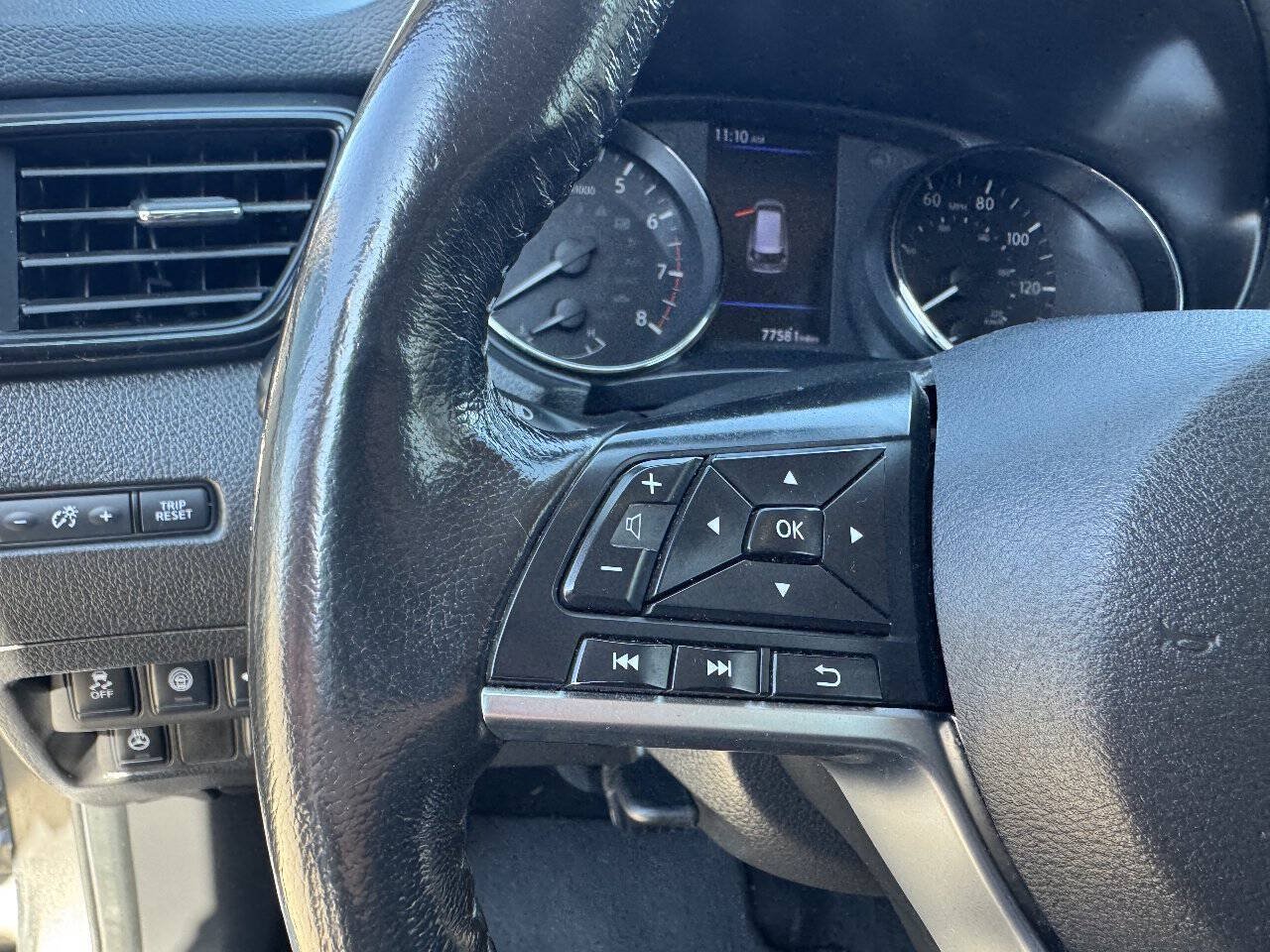 Used 2018 Nissan Rogue SL FWD image 14
