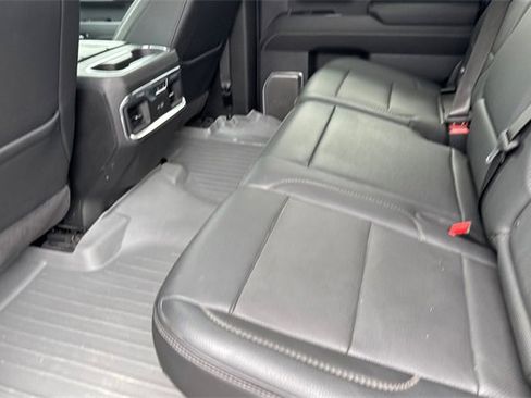 Used 2025 GMC Sierra 3500 Denali image 14