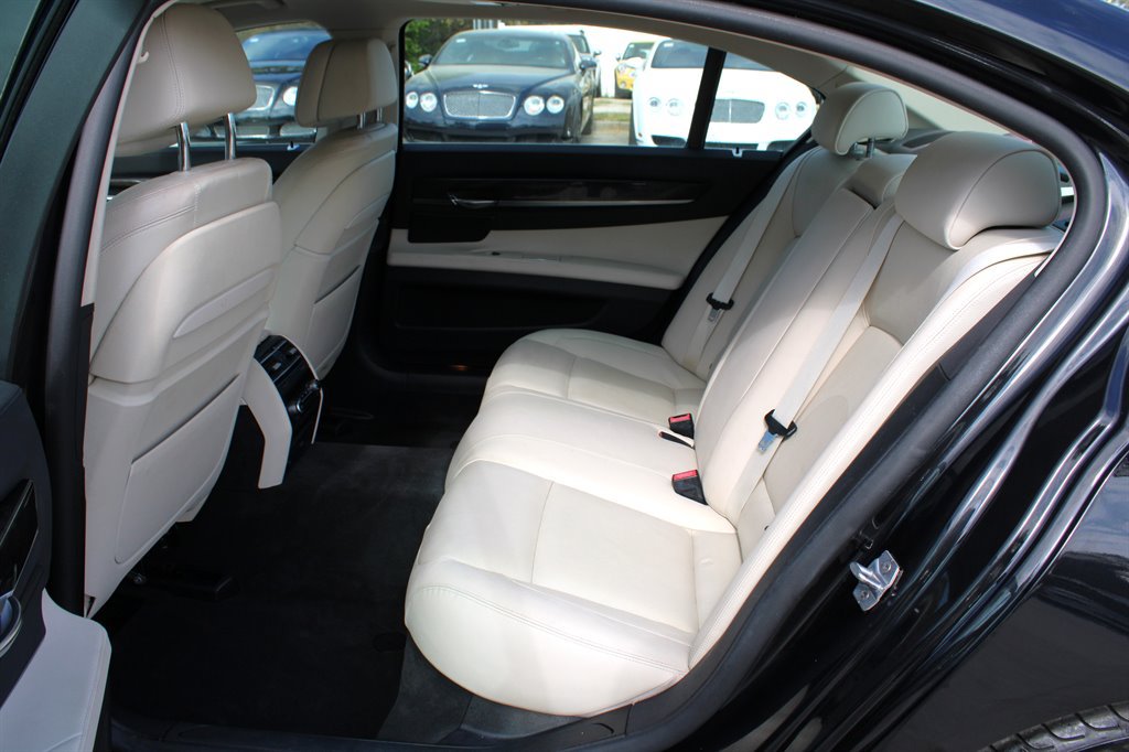 Used 2014 BMW 740Li RWD image 19