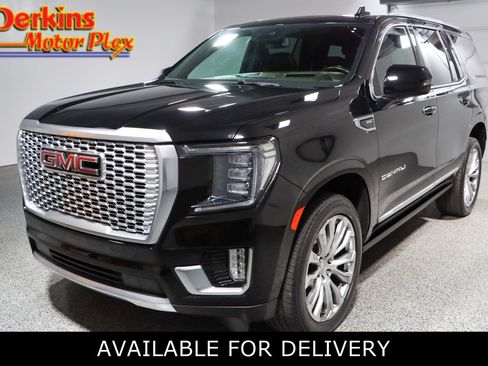 Used 2023 GMC Yukon Denali w/ LPO, Floor Liner Package AWD/4WD image 1