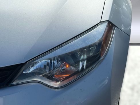 Used 2014 Toyota Corolla S Premium image 10