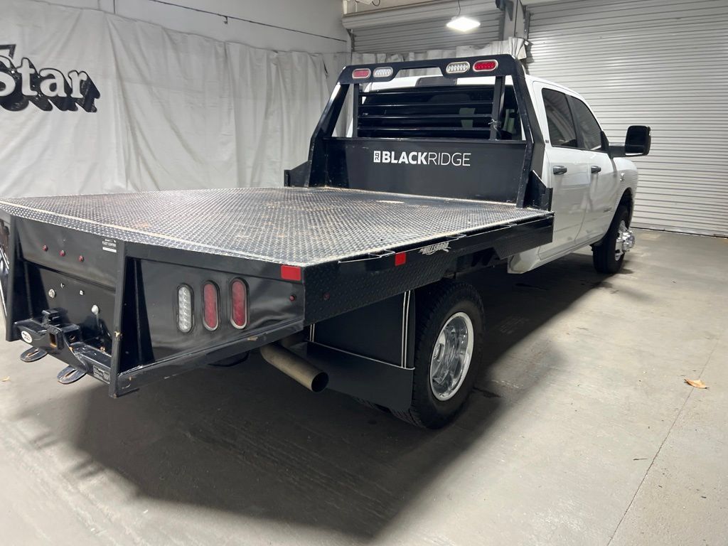 Used 2024 RAM 3500 SLT w/ Quick Order Package 2YG SLT AWD/4WD image 7