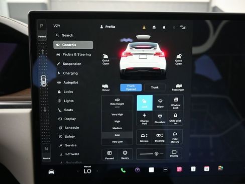 Used 2023 Tesla Model X image 16