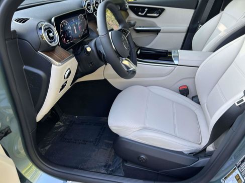 New 2027 Mercedes-Benz GLC 300 image 20
