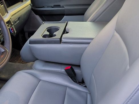 Used 2024 Ford F350 XL w/ XL Chrome Package image 10