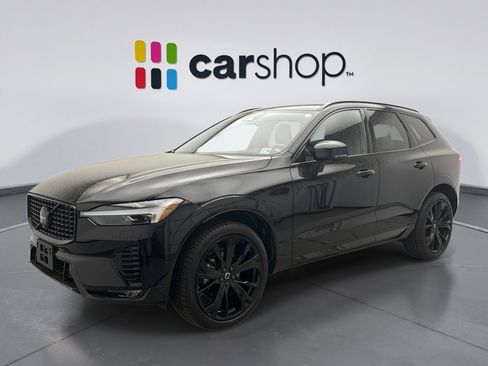 Used 2024 Volvo XC60 B5 Ultimate w/ Protection Package Premier AWD/4WD image 1