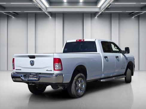 Used 2024 RAM 3500 Big Horn AWD/4WD image 4