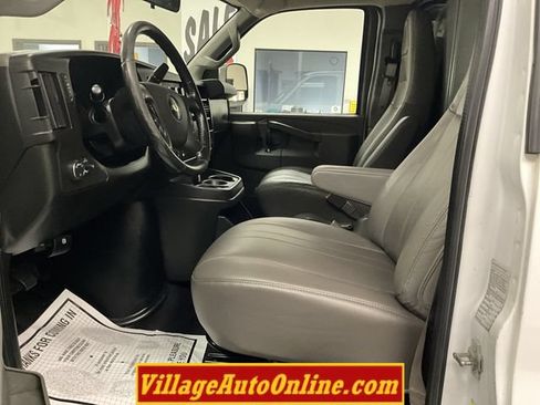 Used 2021 Chevrolet Express 2500 Extended w/ Driver Convenience Package RWD image 12