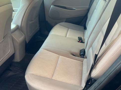 Used 2016 Hyundai Tucson SE image 9