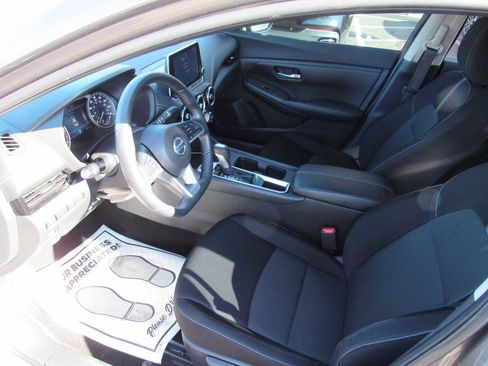 Used 2021 Nissan Sentra SV image 13