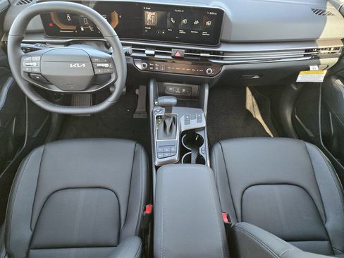 New 2026 Kia Sportage EX w/ EX Panorama Roof Package FWD image 19
