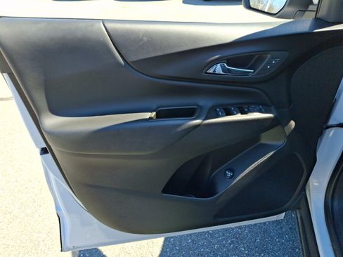 Certified 2024 Chevrolet Equinox LT AWD/4WD image 12
