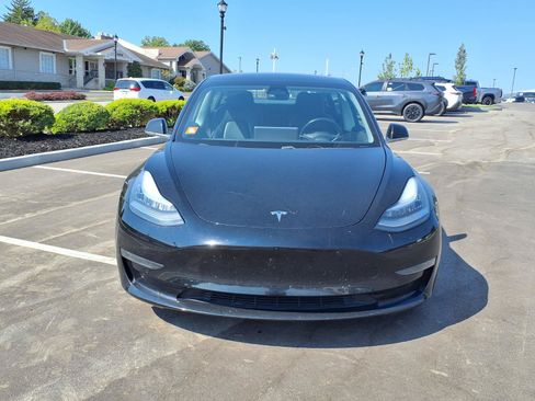Used 2019 Tesla Model 3 AWD/4WD image 31
