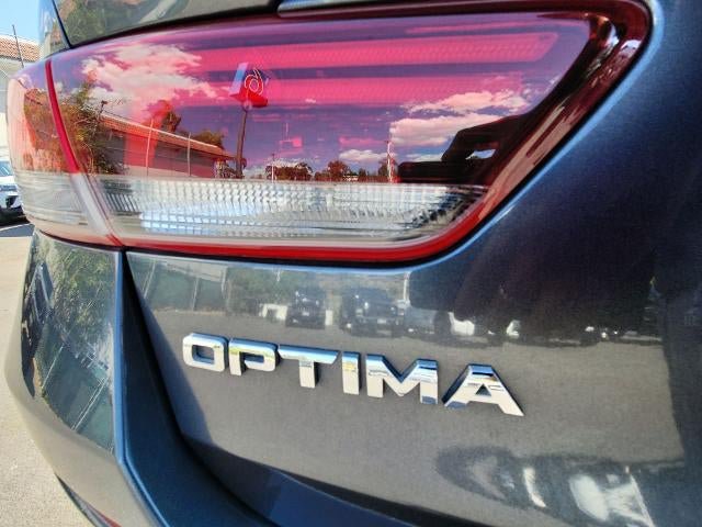 Used 2020 Kia Optima S FWD image 29