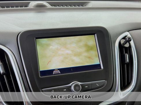 Used 2020 Chevrolet Equinox LT w/ Driver Convenience Package FWD image 4