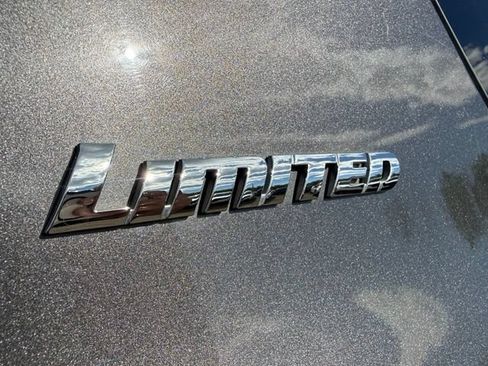 Used 2016 Toyota 4Runner Limited AWD/4WD image 14