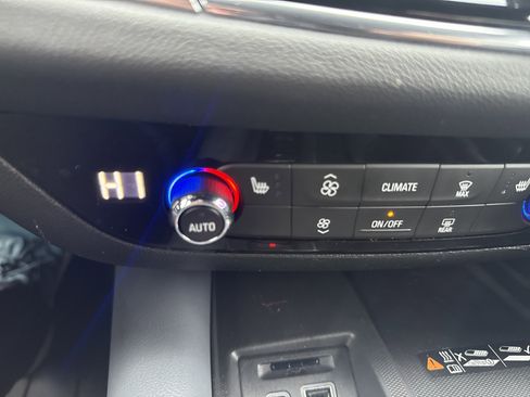 Used 2023 Buick Enclave Essence w/ Experience Buick Package image 30