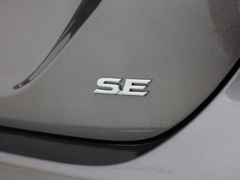 Used 2024 Toyota Camry SE FWD image 14
