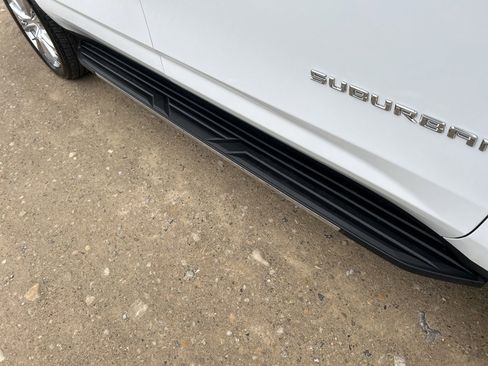 Used 2024 Chevrolet Suburban High Country image 26