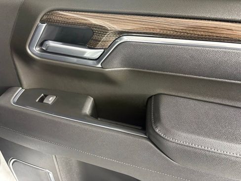 Used 2025 Chevrolet Silverado 1500 LT w/ Safety Package image 20