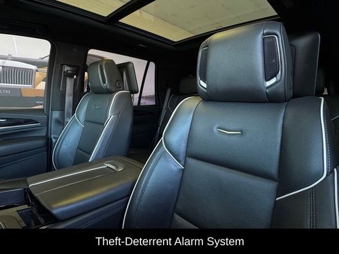 Used 2021 Cadillac Escalade Sport w/ Driver Assist Tech Package image 14