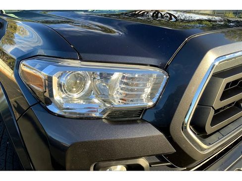 Used 2022 Toyota Tacoma SR5 image 29