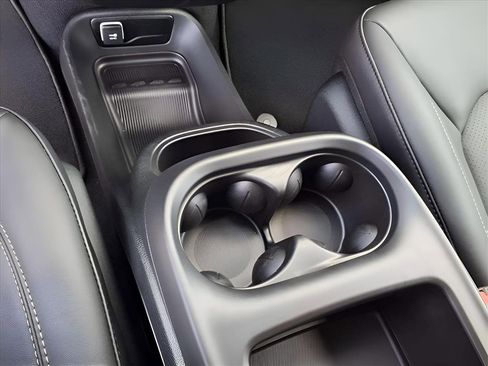 New 2026 Chrysler Pacifica Select image 19