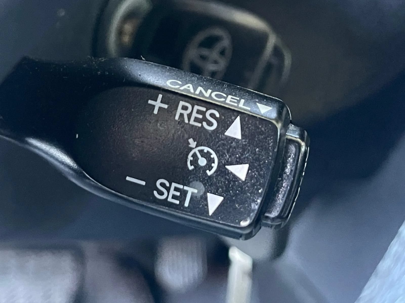 Used 2014 Toyota Corolla LE FWD image 33