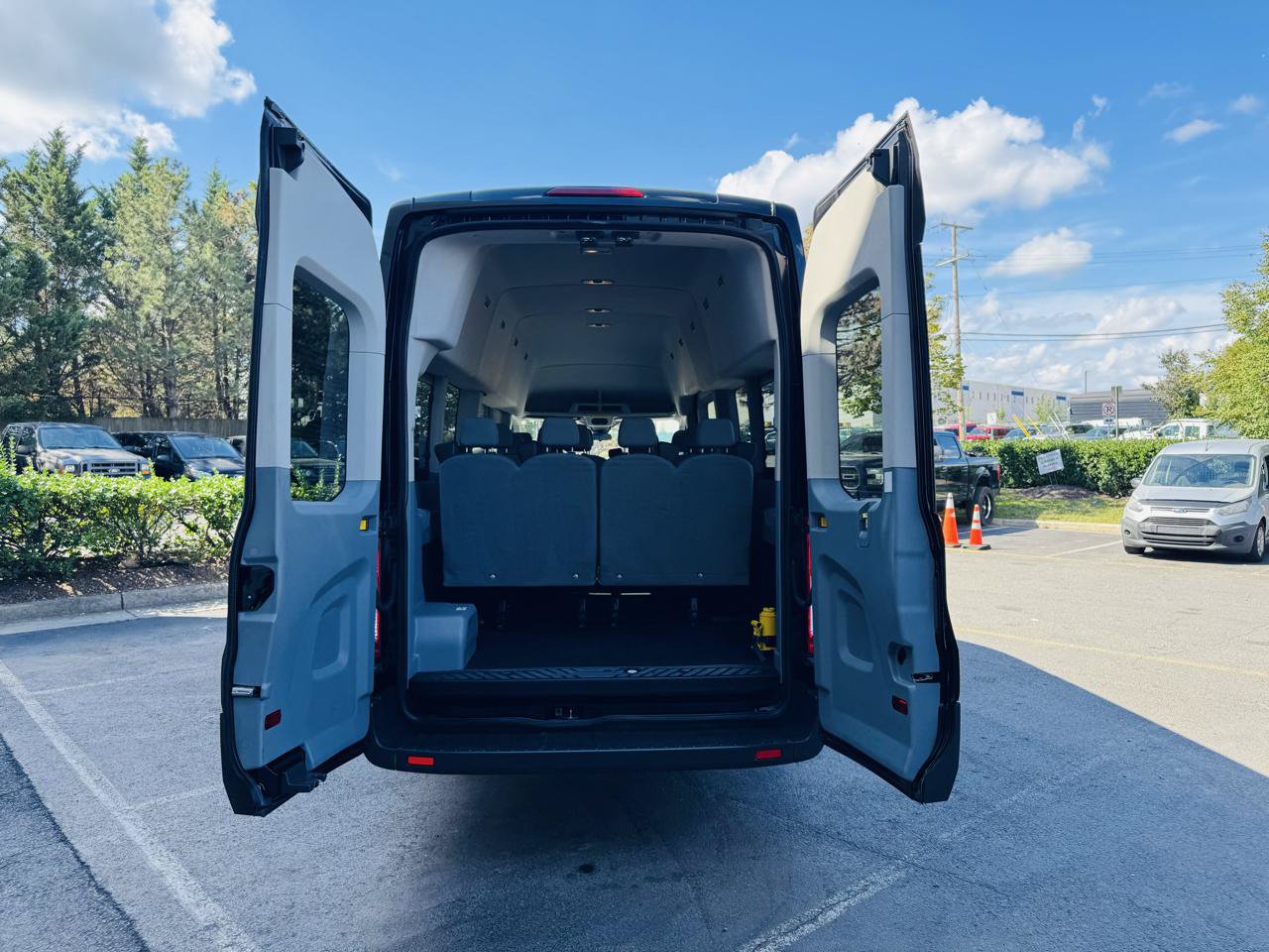 Used 2016 Ford Transit 350 XLT RWD image 23
