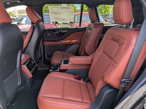 New 2026 Lincoln Aviator Reserve RWD image 13