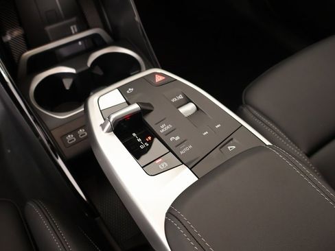 New 2026 BMW X2 xDrive28i w/ Technology Package image 8