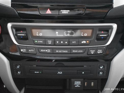 Used 2016 Honda Pilot Elite image 30