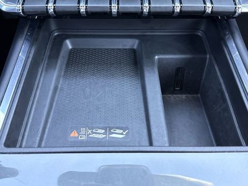 Certified 2025 GMC Acadia Elevation image 24