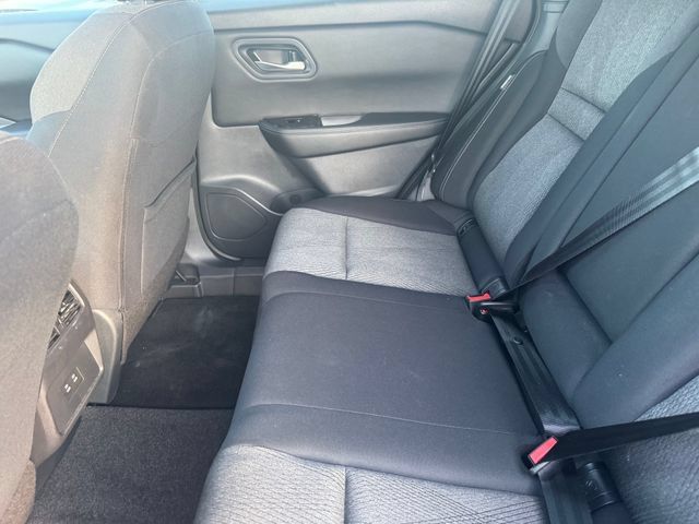 Used 2026 Nissan Rogue SV FWD image 26