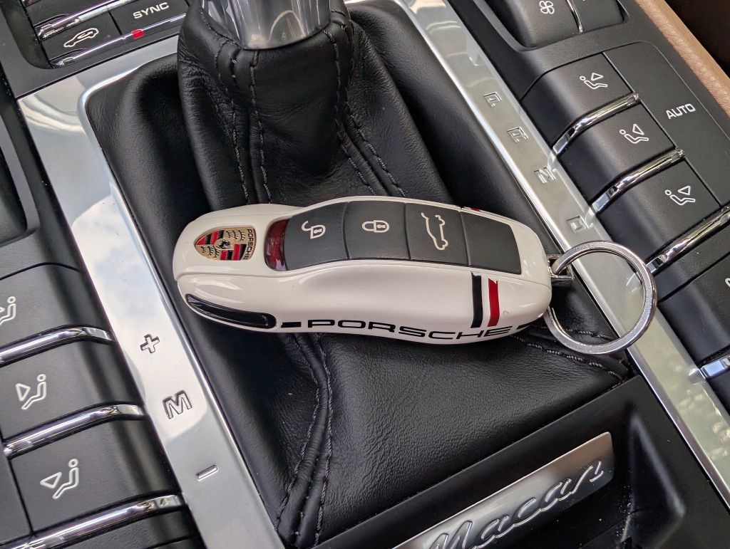 Used 2018 Porsche Macan S AWD/4WD image 24