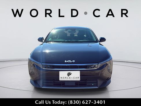 Certified 2025 Kia K4 EX FWD image 9