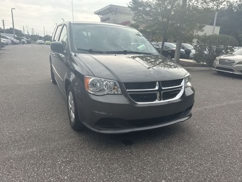 Used 2017 Dodge Grand Caravan SE w/ Power Window Group FWD image 8