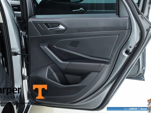 Certified 2023 Volkswagen Jetta SE FWD image 64