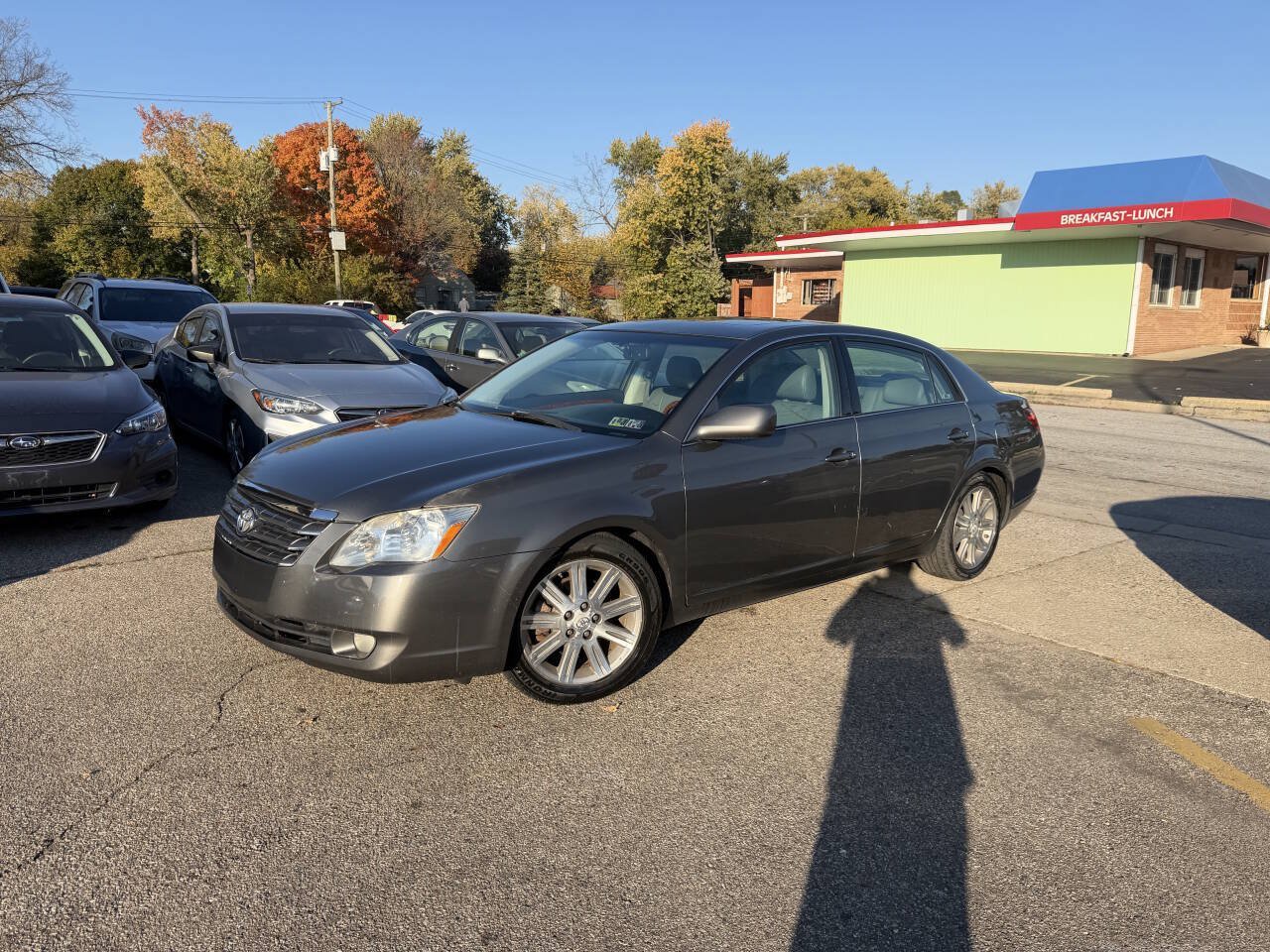 Used 2007 Toyota Avalon Limited FWD image 2