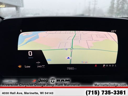 Used 2025 Chevrolet Traverse LT AWD/4WD image 16