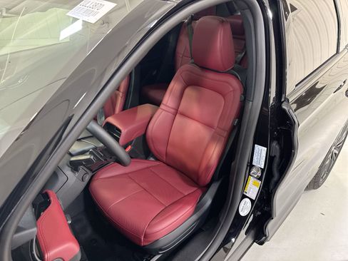 New 2026 Lincoln Corsair Reserve w/ Jet Appearance Package image 10