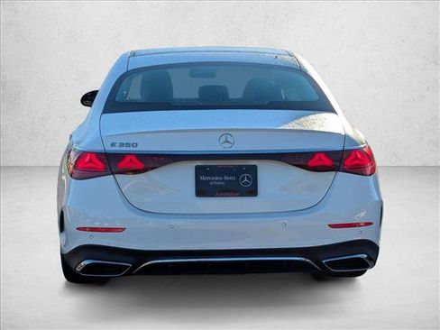 Used 2025 Mercedes-Benz E 350 Sedan image 7