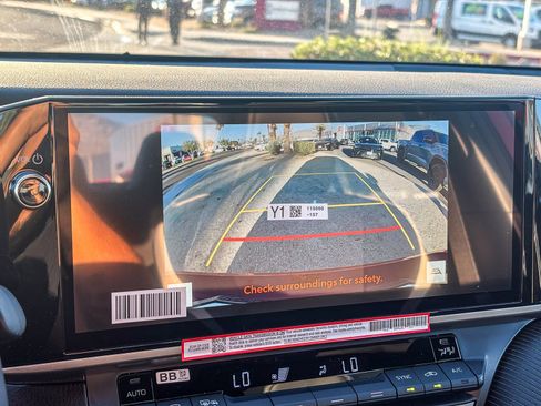 New 2026 Toyota Camry Hybrid FWD image 26