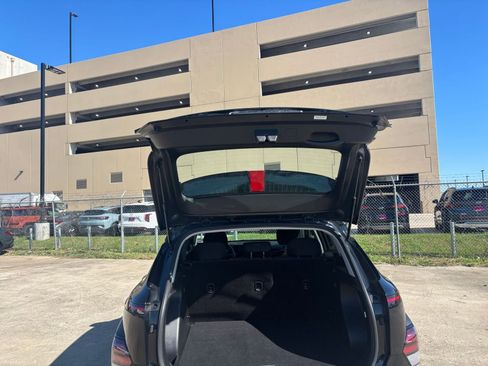 Used 2025 Hyundai Kona SEL image 29