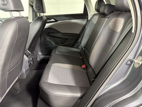 Used 2023 Volkswagen Taos SE FWD image 22